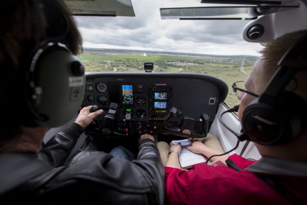 What Percent Of People Quit Flight School?